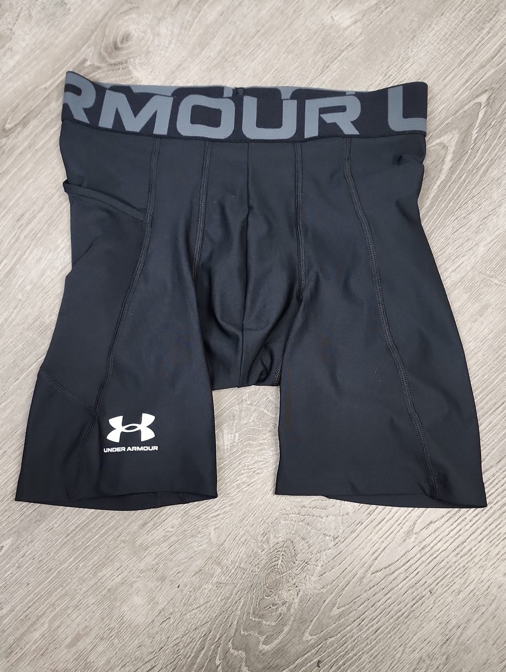 Under Armour HeatGear Men’s Compression Shorts Size Medium